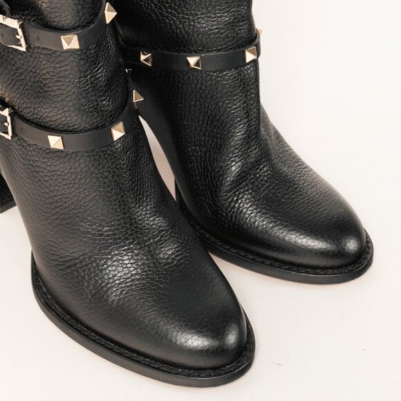 Valentino Garavani Rockstud Pebbled Leather Black Ankle Boots - Picture 6 of 11
